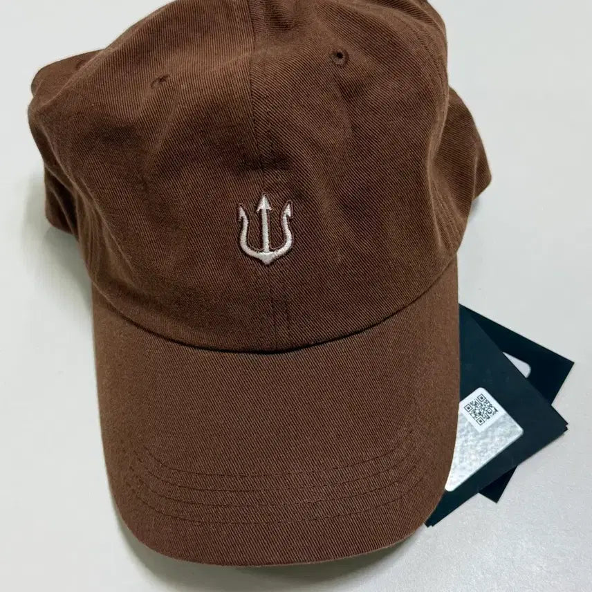 [BUNJANG] VVERTIGO Ball Cap Brown / 베루툼 볼캡
