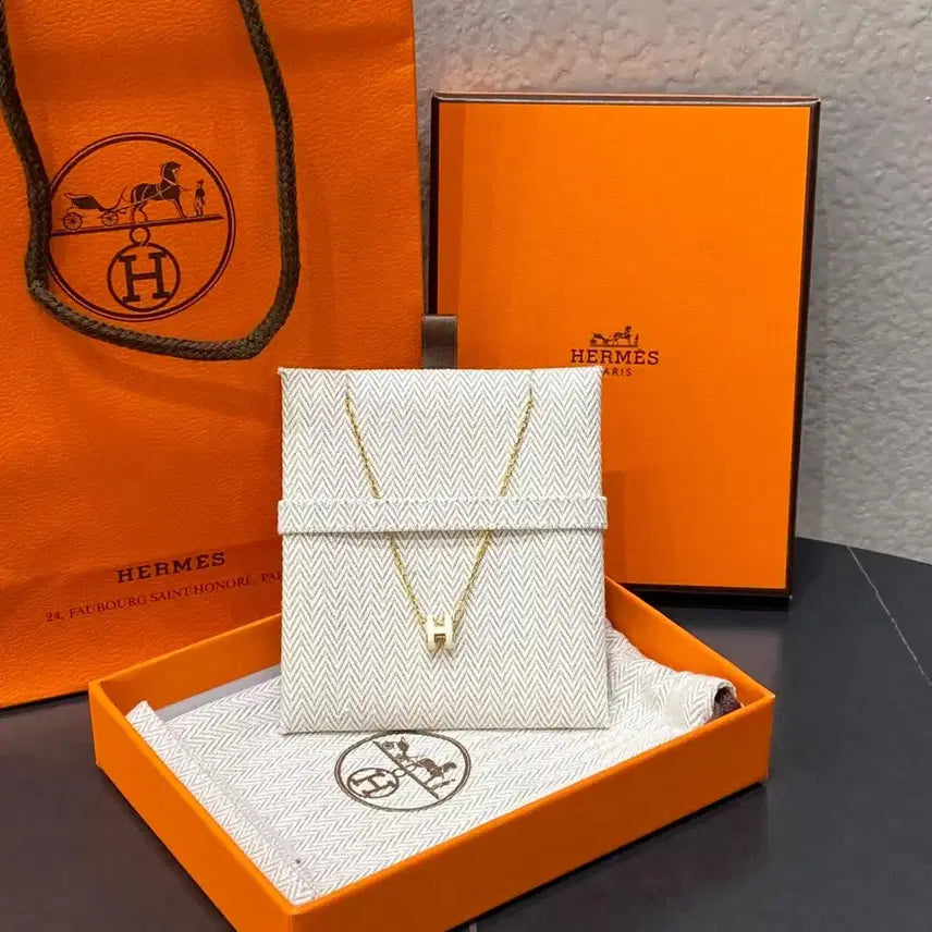 [BUNJANG] Hermes Mini Pop H Necklace Gold / 에르메스 미니 팝아슈 목걸이 POP H H로고 장식 골드