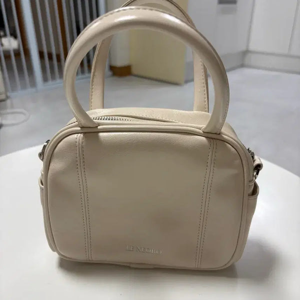 [BUNJANG] Leather Tote Bag / 토트백