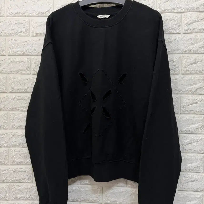 [BUNJANG] Munseon Sweatshirt F / 문선 맨투맨 F