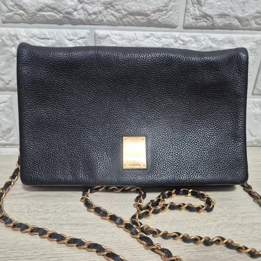 [BUNJANG] Couronne Leather Crossbody Bag / 쿠론