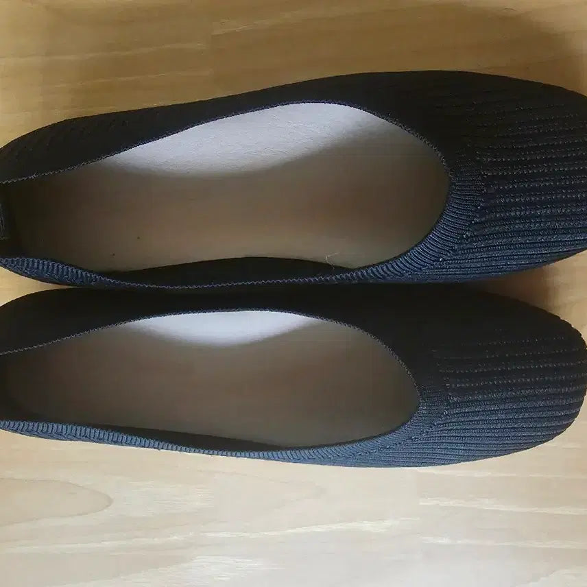 [BUNJANG] Black Knit Flat Shoes Size 240 / 검정색 니트 플랫슈즈 240