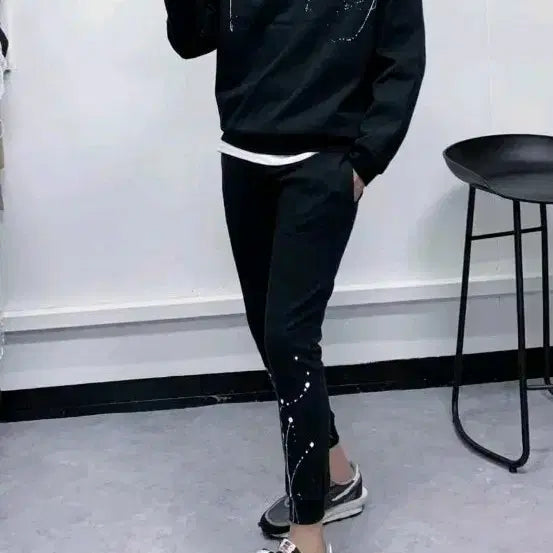 [BUNJANG] Painting Sweatshirt Jogger Pants Training Set / 페인팅 맨투맨 조거팬츠 트레이닝 세트