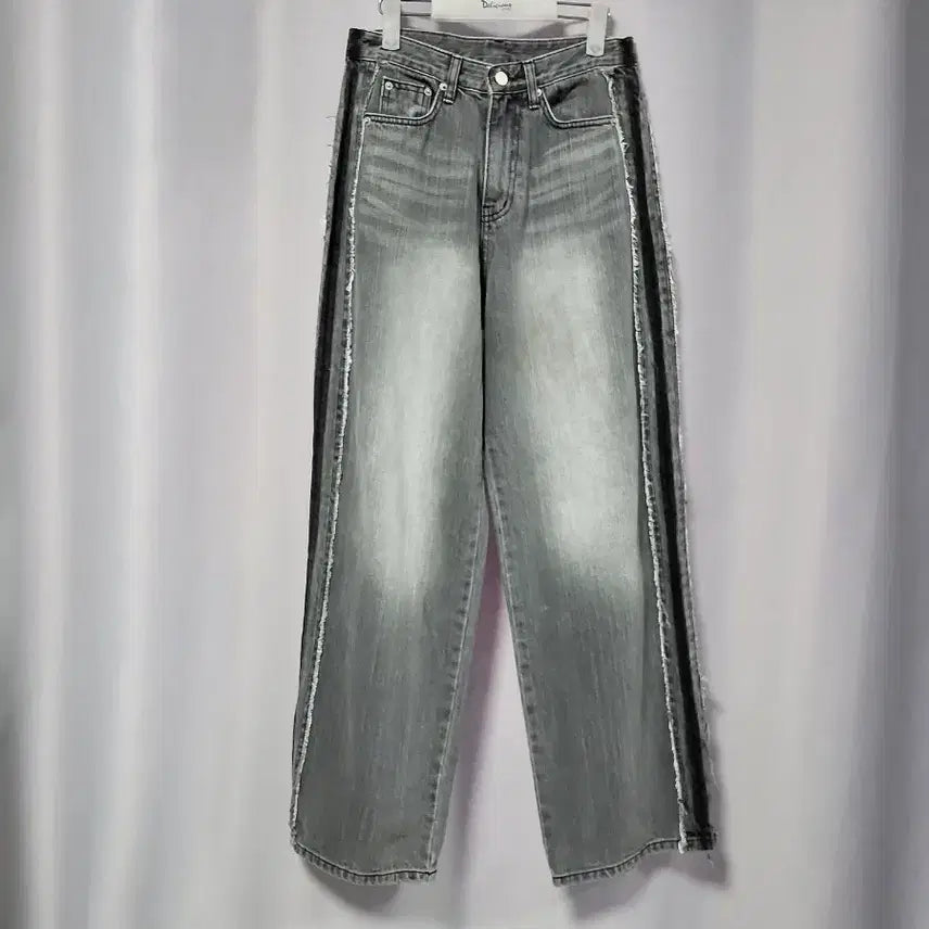 [BUNJANG] Black Side Line Washing Denim Pants / 블랙 사이드 라인 워싱 데님