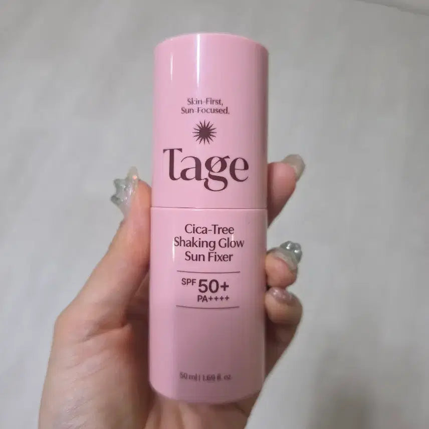 [BUNJANG] TAGe Cica Tree Shaking Glow Sun Fixer SPF50+ PA++++ / 테이지 시카트리 쉐이킹 글로우 선픽서 SPF50+ PA++++