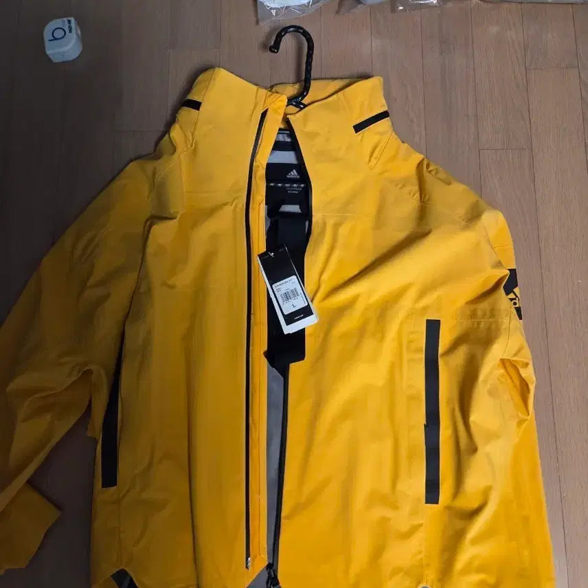 [BUNJANG] Adidas MyShelter Yellow Jacket Women's L / 아디다스 옐로우 마이쉘터 자켓 우먼스 L