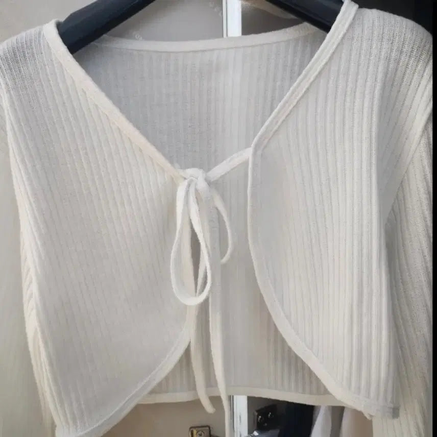 [BUNJANG] White Bolero Cardigan / 화이트 볼레로 가디건