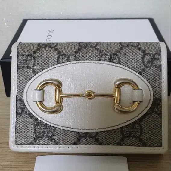 [BUNJANG] Gucci Horsebit Wallet White / 구찌 홀스빗 반지갑/지갑 정품S급(감정O)
