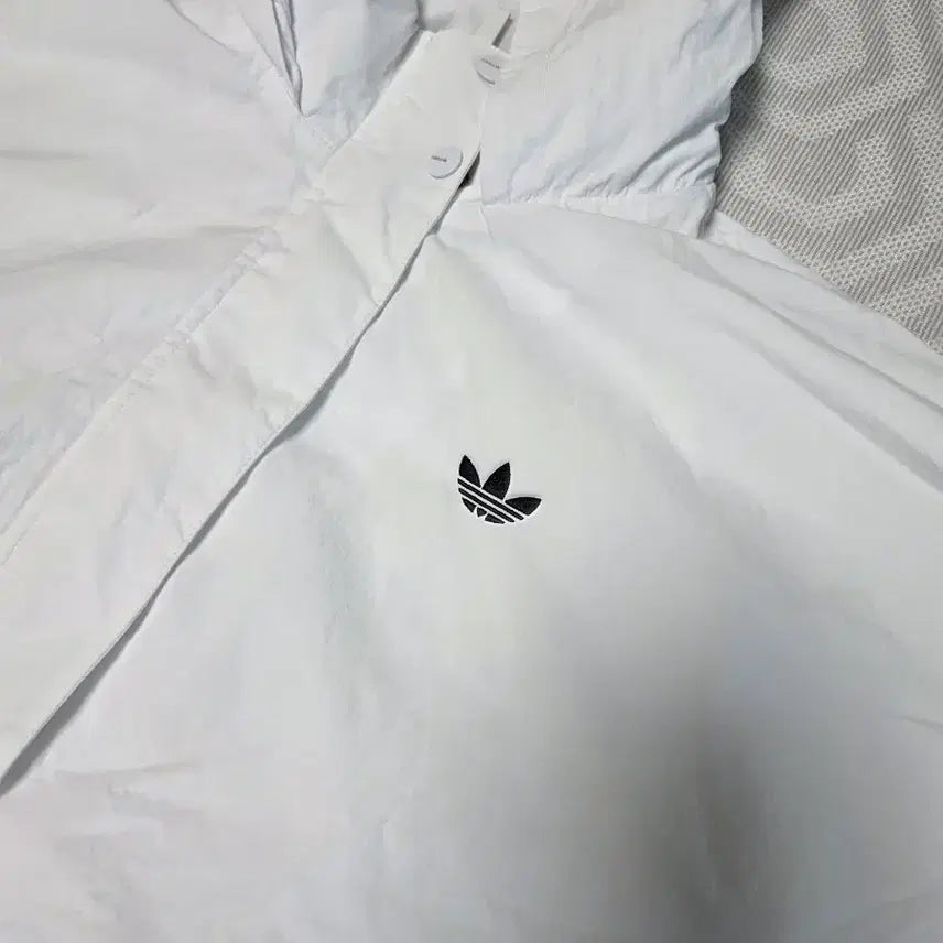 [BUNJANG] Adidas Light Woven Jacket / 아디다스 라이트 우븐 재킷