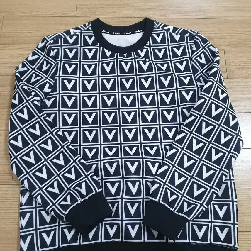 [BUNJANG] Volvik Functional Sweatshirt / 볼빅 기능성 맨투맨