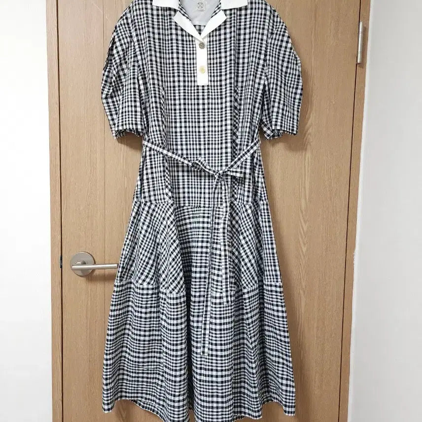 [BUNJANG] At Corner Puff Check Knit Collar Dress / 21  앳코너) 퍼프 체크 니트 카라넥 원피스