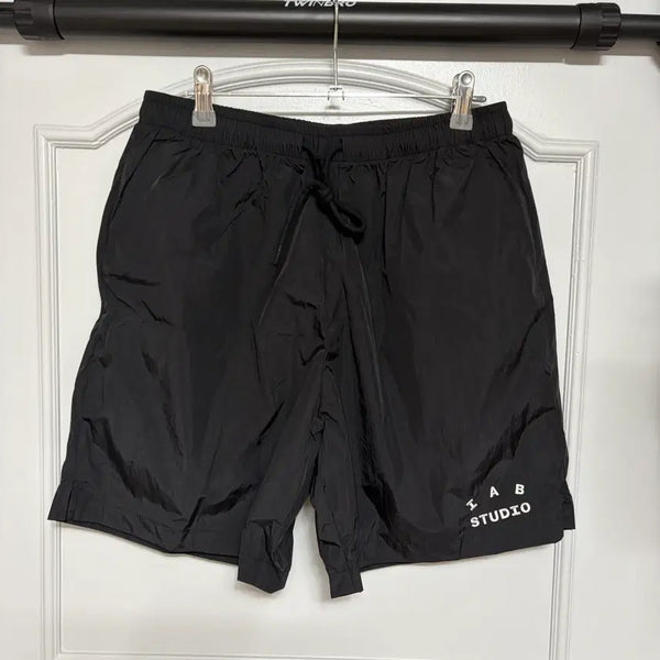 [BUNJANG] IAB Studio Black Woven Shorts (Size L) / [L] 아이앱 우븐 쇼츠 블랙