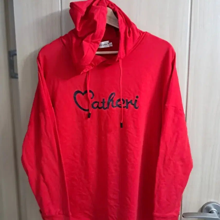 [BUNJANG] Catheri Logo Red Hoodie / 빨간색 후드티