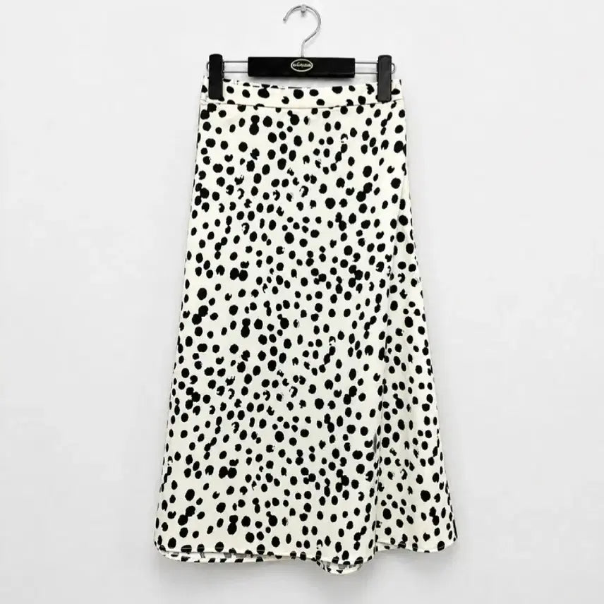[BUNJANG] Women's Beige Flare Midi Skirt (Size 55) / 새상품 55 여성 스커트 치마 55 플레어 스커트 미디 스커트 새제품