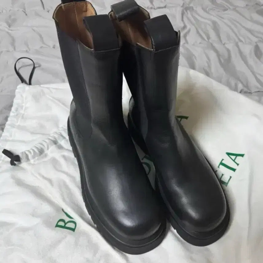[BUNJANG] Bottega Veneta Lug Boots / 보테가베네타 러그부츠
