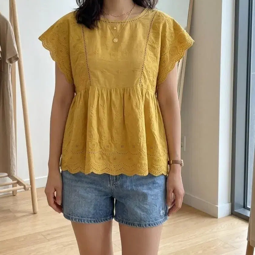 [BUNJANG] AILLIT Cotton Blouse (Free Size) / 아일릿 코튼 블라우스 free