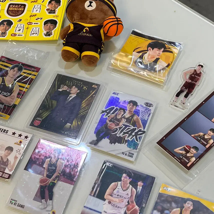 [BUNJANG] KBL LG Sakers Line Friends Yoo Gi-sang Bundle Set / kbl 라인프렌즈 인형외