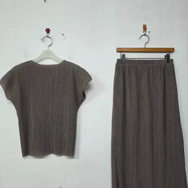 [BUNJANG] Nutoov Pleated Setup Set / 누토브 플리츠 셋업