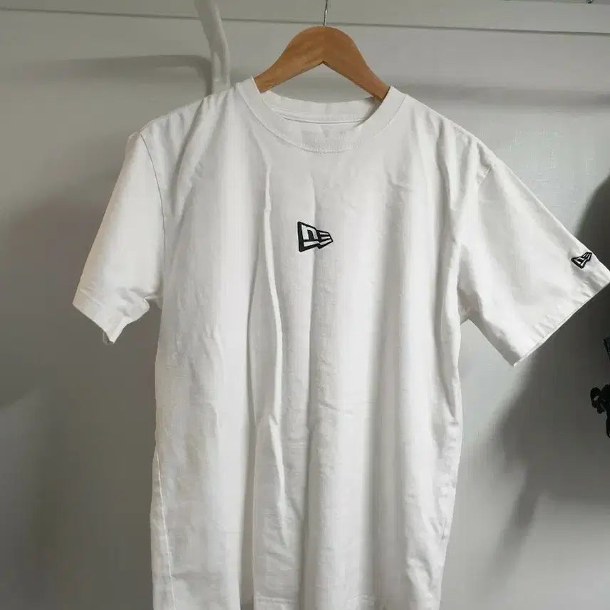 [BUNJANG] New Era Short Sleeve T-Shirt White / 뉴에라 반팔티 화이트