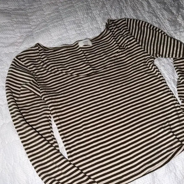 [BUNJANG] Stripe Long Sleeve T-Shirt / 여리 스트라이프 긴팔 티셔츠