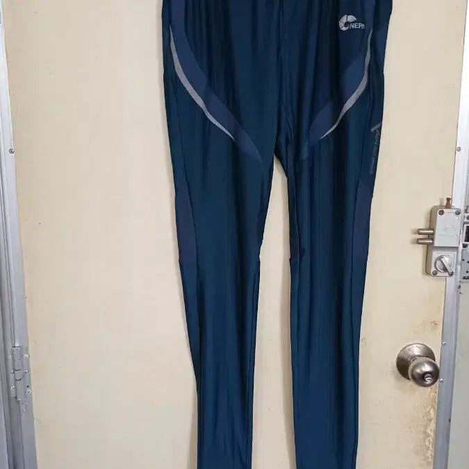 [BUNJANG] Nepa Sport Pants Size 32 / 네파스포츠새옷32싸이즈
