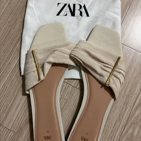 [BUNJANG] ZARA Flat Sandals / 자라 플랫 샌들