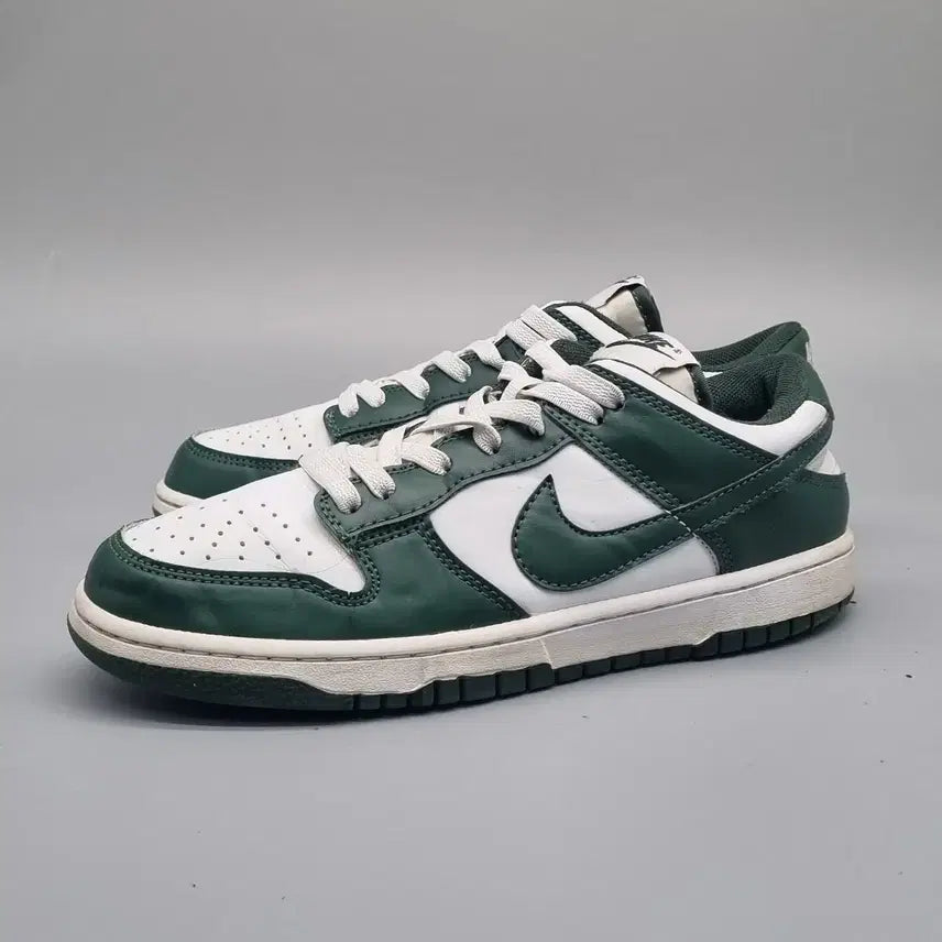[BUNJANG] Nike Dunk Low Red Sneakers (240mm) / q나이키 덩크 로우 레드로 스니커즈 240