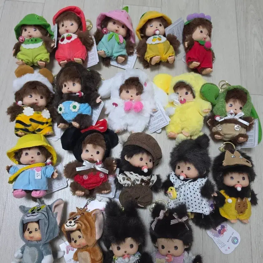 [BUNJANG] Monchhichi Doll Keychains Bundle Set / 몬치치 인형키링 19개 정품X