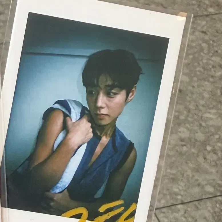 [BUNJANG] Park Jihoon Seater Polaroid / 박지훈 시터 폴라