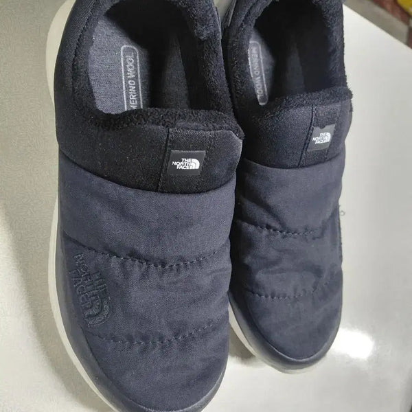 [BUNJANG] The North Face Slip-On Shoes / 노스페이스슬립온230