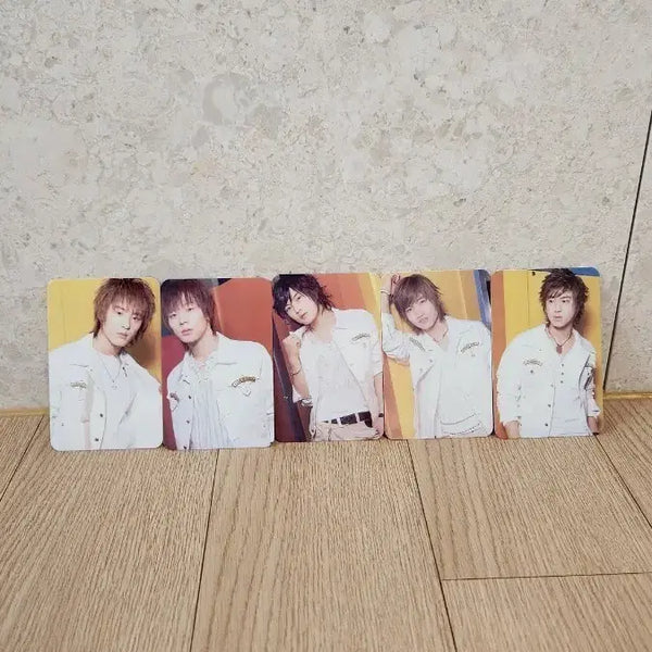 [BUNJANG] TVXQ! 5 Members Fanmade Photocard Set (Signed Back) / [팬메이드] 동방신기 5인 고화질 포토카드 5종 세트 (사인 뒷면)