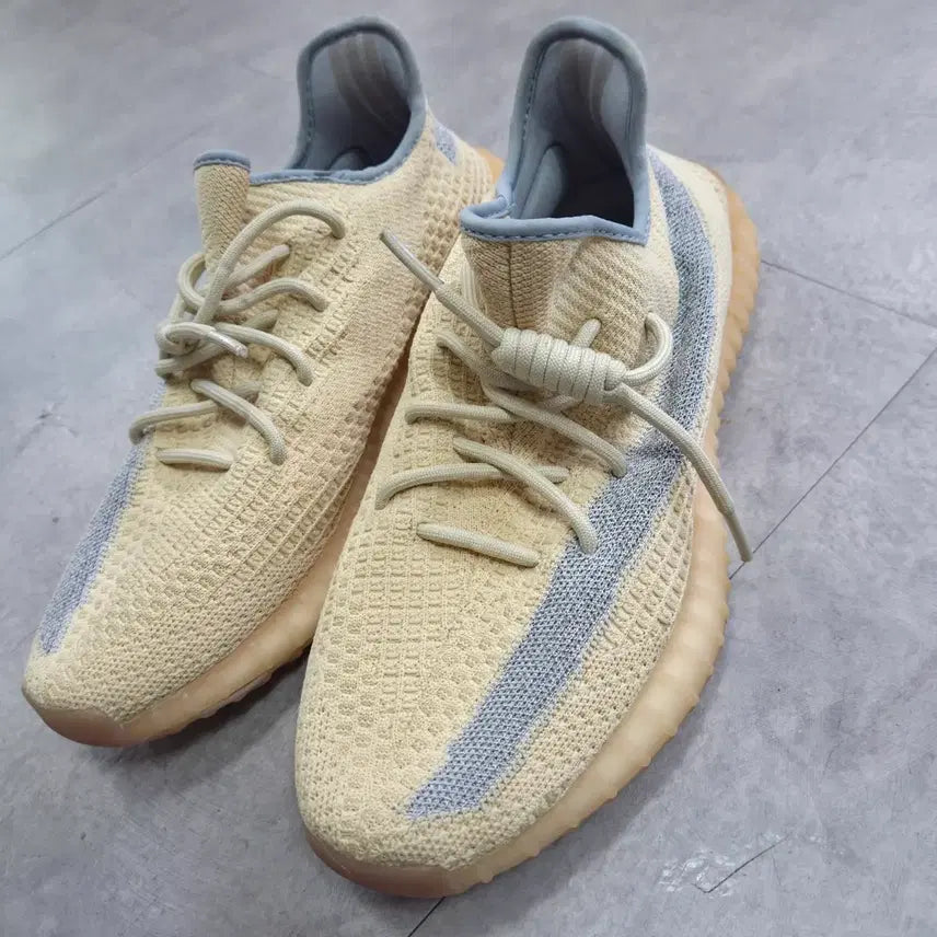 [BUNJANG] Adidas Yeezy Boost 350 V2 Linen Sneakers / 아디다스 이지부스트 350 V2 리넨 290