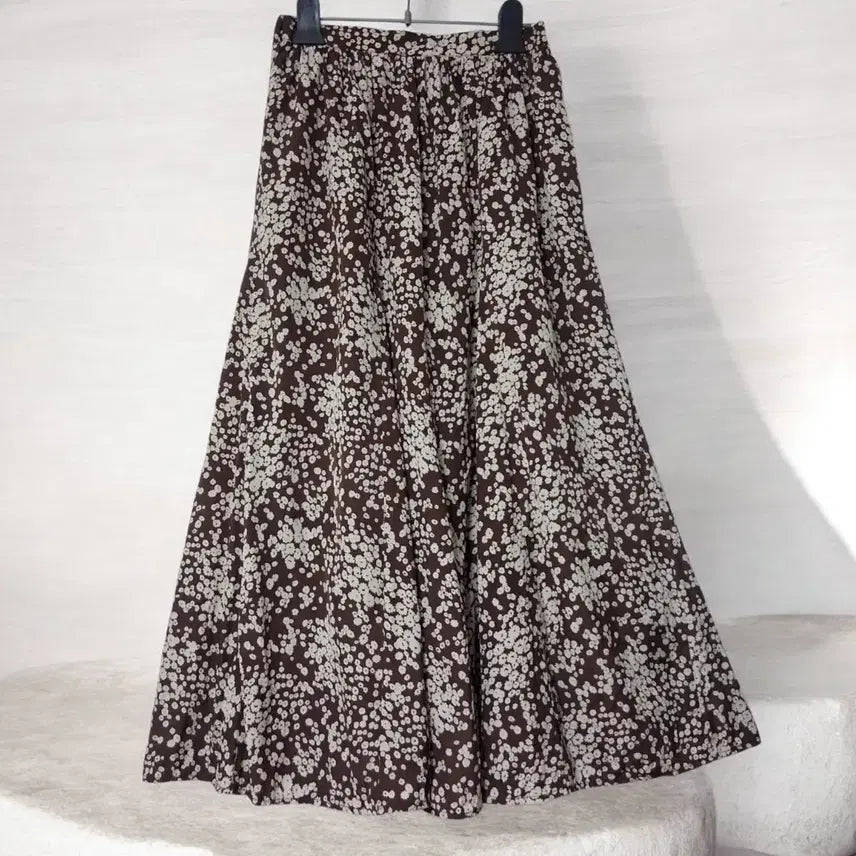 [BUNJANG] Discort Flower Pattern Long Skirt Brown / 플라워 패턴 롱 스커트 브라운 S 일본브랜드 디스코트