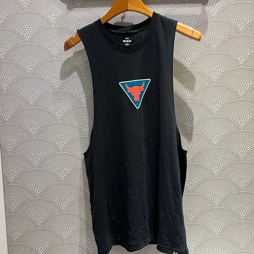 [BUNJANG] Under Armour Project Rock Tank Top / 언더아머 나시 M 프로젝트락 탱크