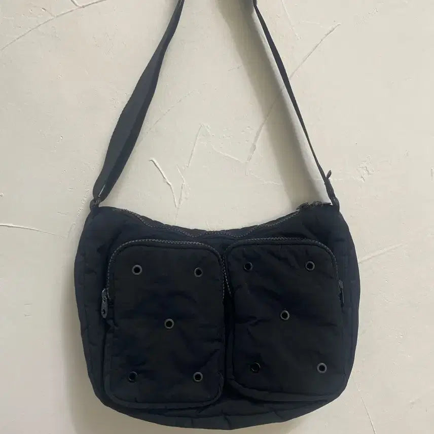 [BUNJANG] Colle Body Bag Shade Black / 꼴레 바디백 쉐이드블랙