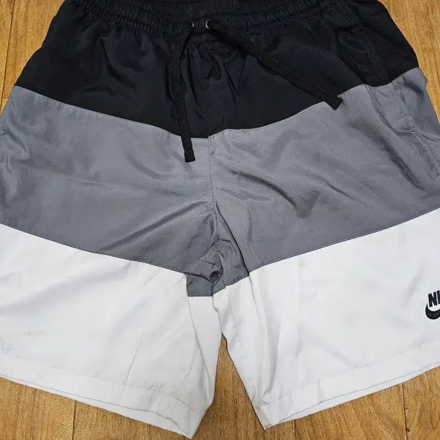 [BUNJANG] Nike Banding Short Pants / 나이키 밴딩 숏 팬츠