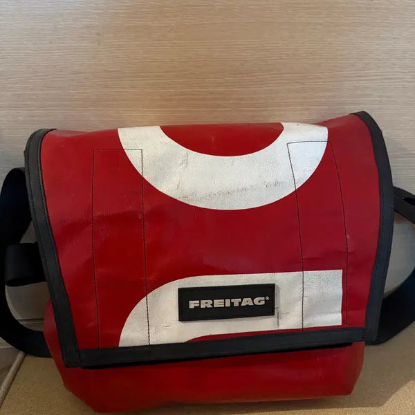 [BUNJANG]  Freitag Dexter Red Bag / 프라이탁 덱스터 빨강