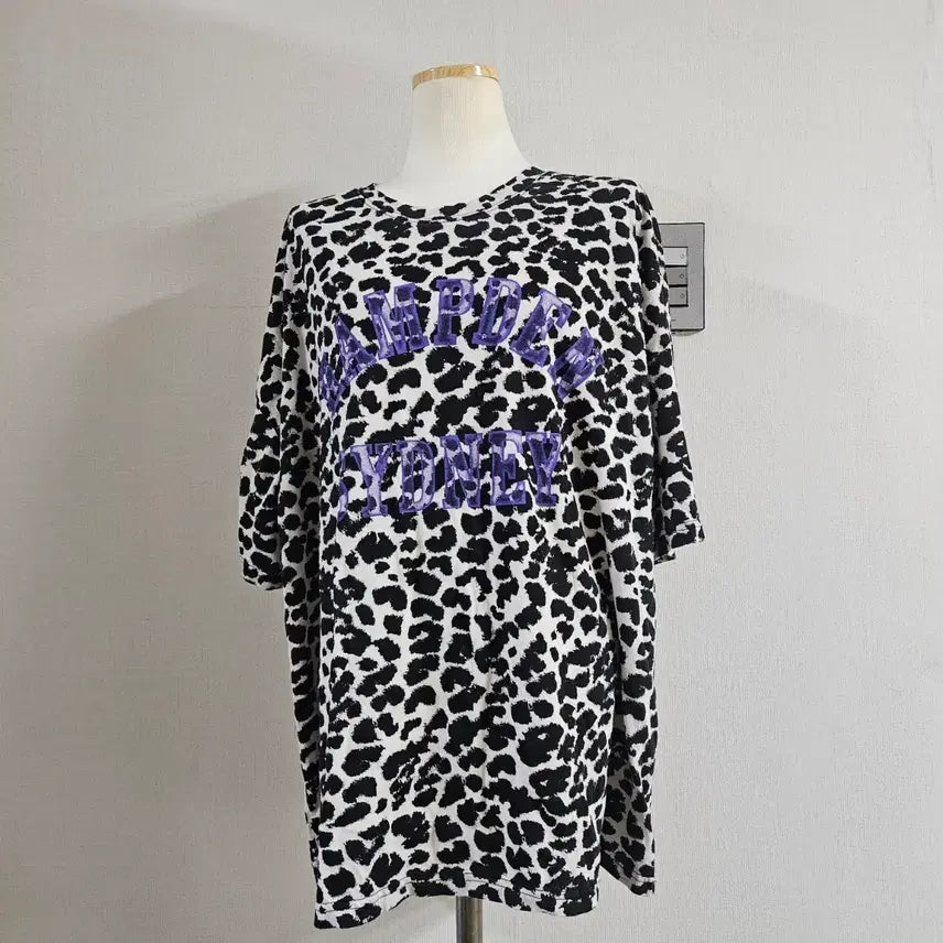 [BUNJANG] Leopard Print Short Sleeve T-Shirt / 호피나염 반팔티