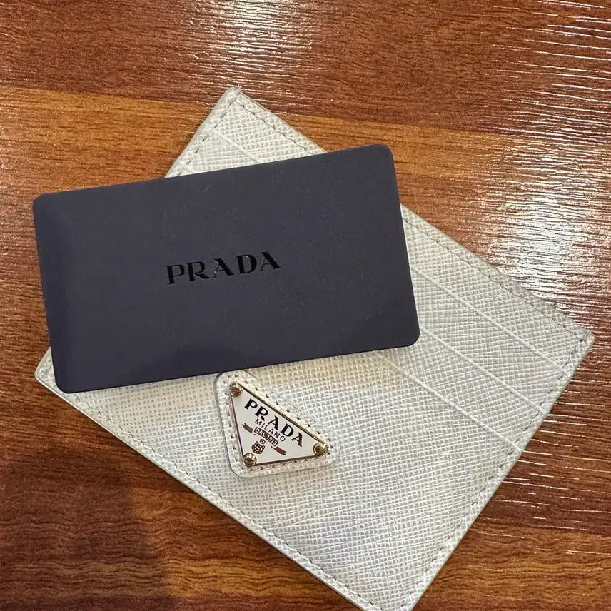 [BUNJANG] Prada Saffiano Leather Card Holder White / 프라다 카드지갑 화이트