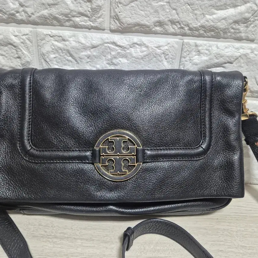 [BUNJANG] Tory Burch Leather Crossbody Bag / 토리버치