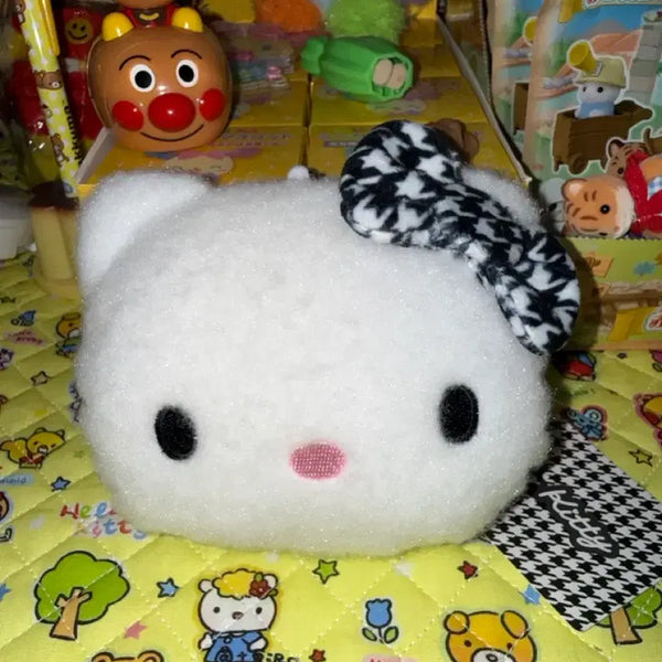 [BUNJANG] Authentic Japanese Hello Kitty Roll Pouch with Keychain / 일본 정품 체크키티 릴 파우치 키링