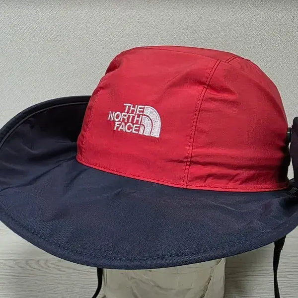 [BUNJANG] The North Face Gore-Tex Safari Hat (57cm Head Circumference) / 노스페이스 고어텍스 사파리 등산모자 머리둘레 57cm