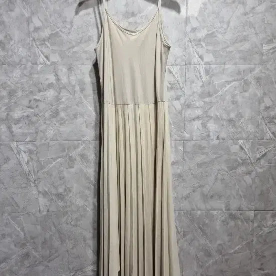 [BUNJANG] Hansem Beige Pleated Skirt Dress / 한섬 베이지색 플리츠 스커트 원피스