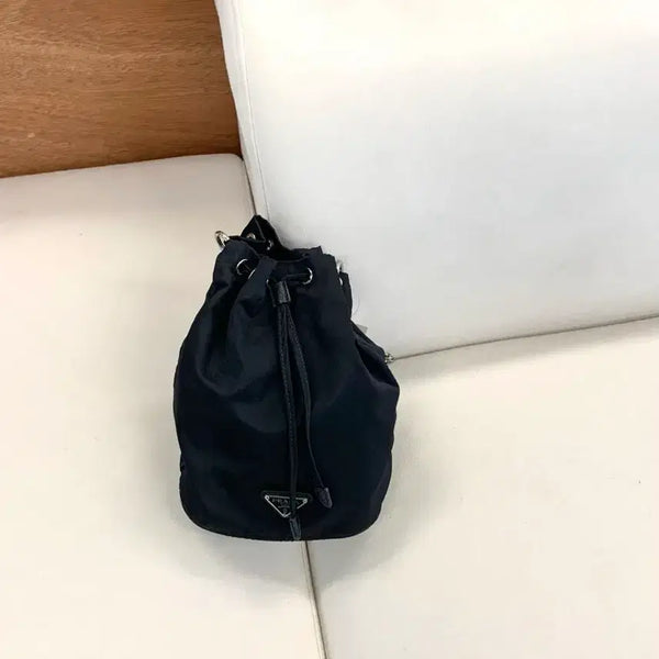 [BUNJANG] Prada Nylon Bucket Pouch / 프라다 나일론 버킷 파우치 (정품)