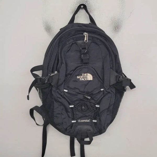 [BUNJANG] The North Face Essential Backpack 20L / [20L size] 노스페이스 에센셜 백팩 가방