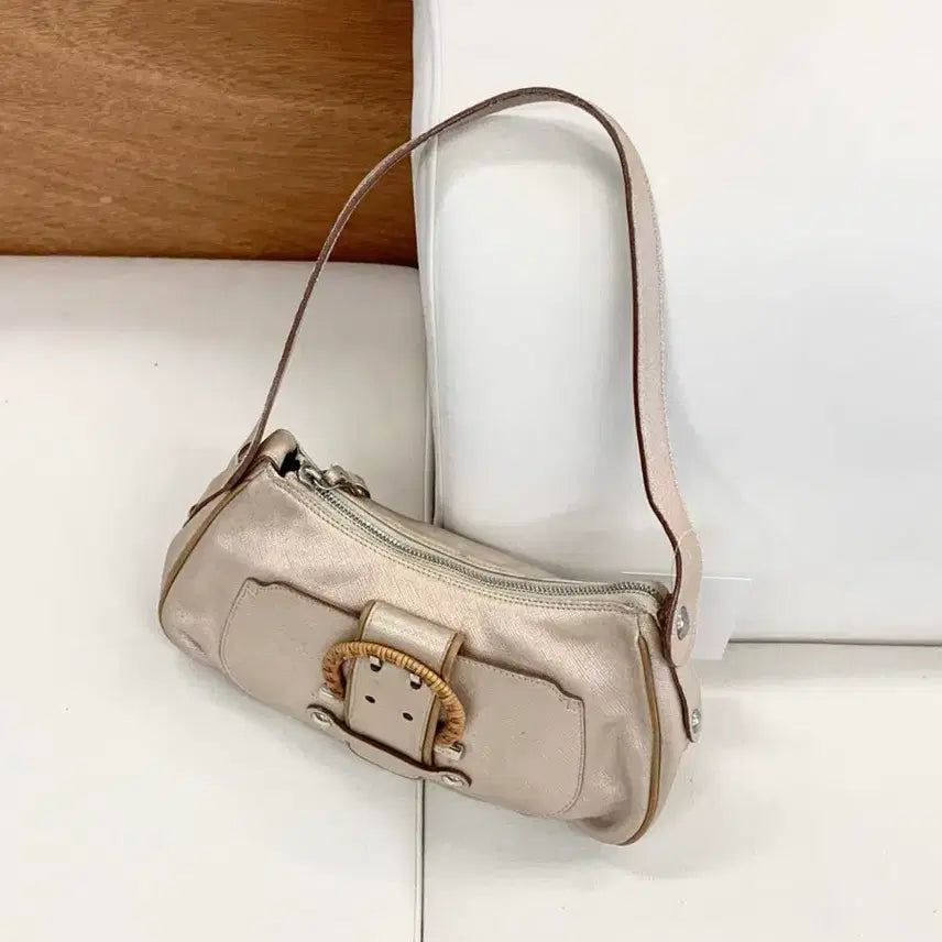 [BUNJANG] Salvatore Ferragamo Gancini Shoulder Bag / 페라가모 간치니 숄더백 (정품)