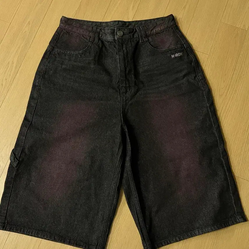 [BUNJANG] NERDY Unisex Denim Bermuda Pants Black / 널디 남녀공용 데님 버뮤다 팬츠 블랙