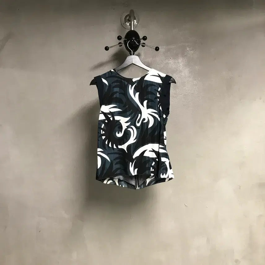 [BUNJANG] Marni Sleeveless Top Size 40 / 마르니 슬리브리스 탑 40(W)