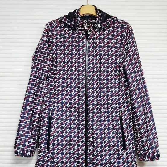 [BUNJANG] Superior Women's Hooded Windbreaker Jacket / 슈페리어 여성 후드바람막이 자켓90호
