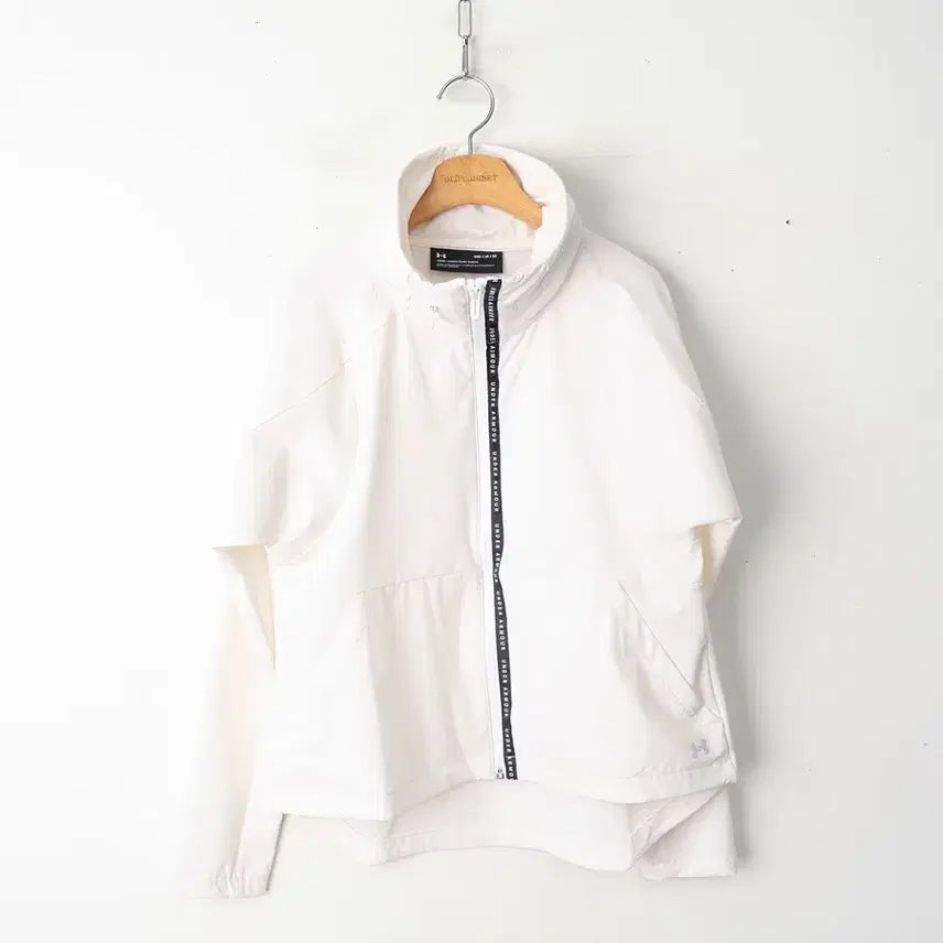 [BUNJANG] Under Armour Zip-Up Jacket (Size M, Fits 55-Slim 66) / 55/언더아머 집업 자켓